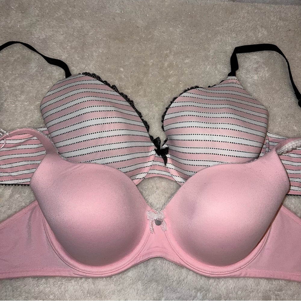 (2) Victoria’s Secret lined bras size 34DD